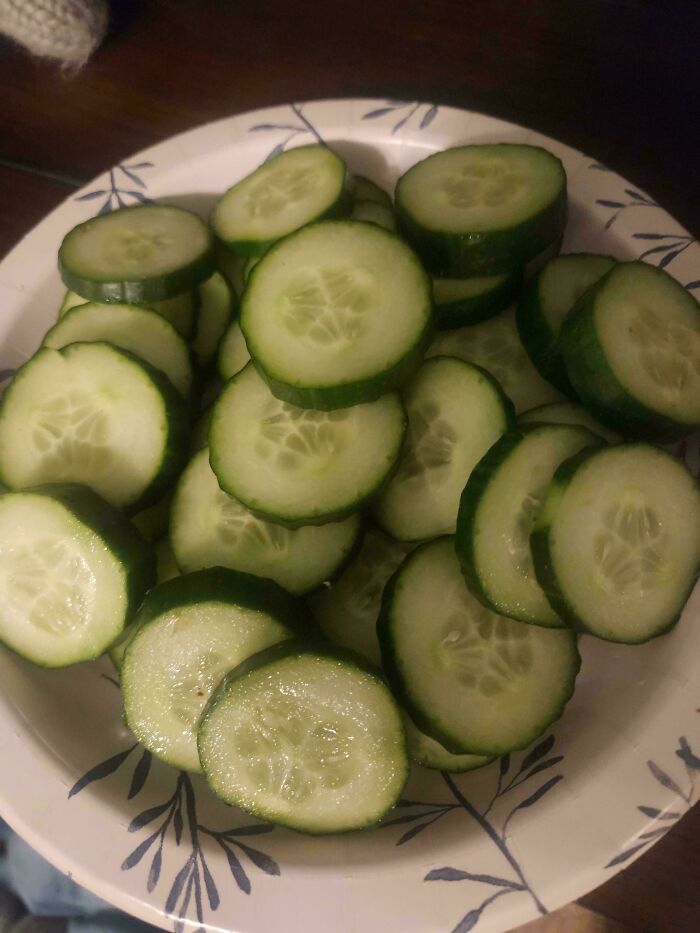 59 Girl Dinner Pics That Come With A Side Of Stories We Were Not Prepared For