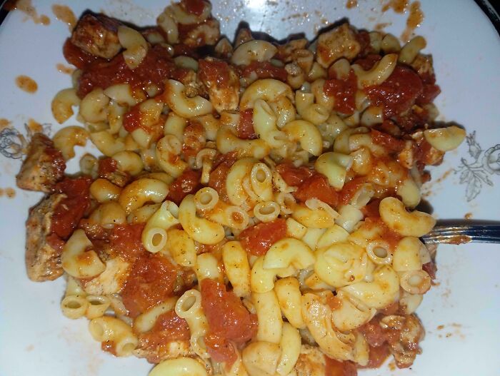 59 Girl Dinner Pics That Come With A Side Of Stories We Were Not Prepared For