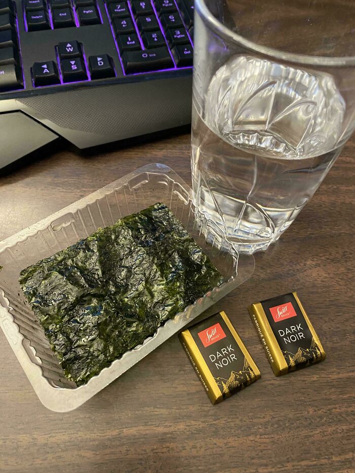 59 Girl Dinner Pics That Come With A Side Of Stories We Were Not Prepared For