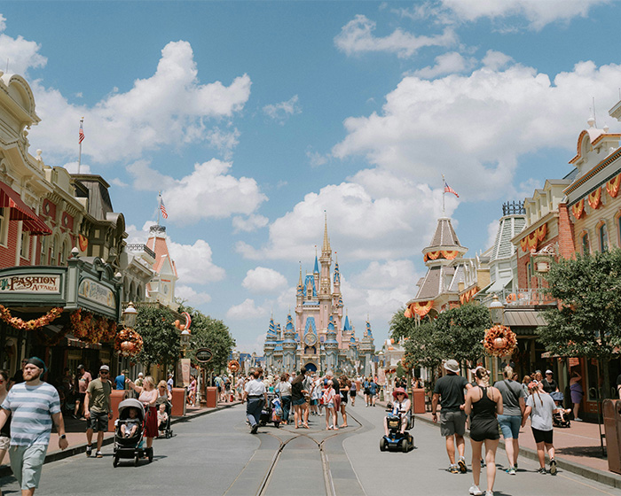 Disney World Fan Slapped With The Ultimate Karma After Cutting In Line To Get Photo With Character