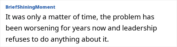 Disney World Fan Slapped With The Ultimate Karma After Cutting In Line To Get Photo With Character