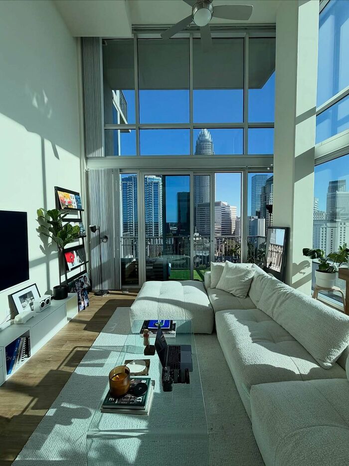 76 Unique Bachelor Pads That Might Make You Laugh, Cringe, And Maybe Take Notes