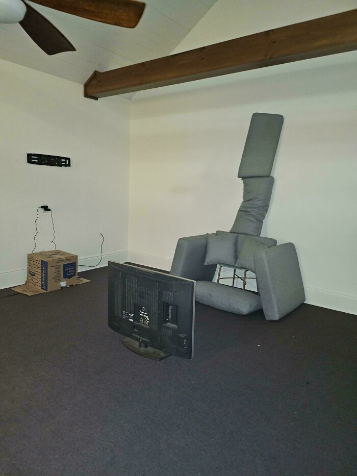 76 Unique Bachelor Pads That Might Make You Laugh, Cringe, And Maybe Take Notes