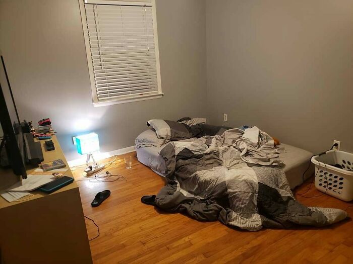 76 Unique Bachelor Pads That Might Make You Laugh, Cringe, And Maybe Take Notes