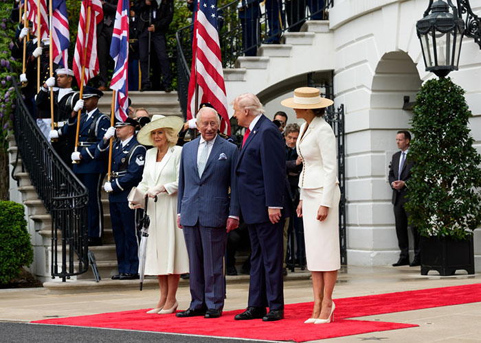 &ldquo;Did Anyone Else Catch That?&rdquo;: Video Goes Viral As People Notice Odd Details In Melania Trump&rsquo;s Behavior