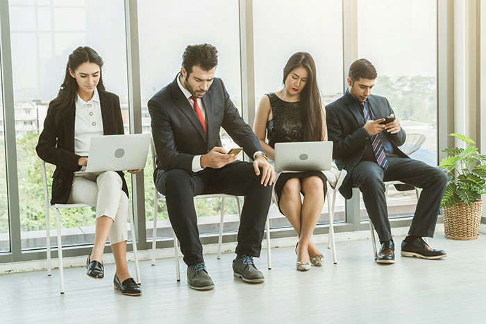 Company&rsquo;s Offer Leaves Job Candidate Literally Speechless, So He Hangs Up Mid-Interview