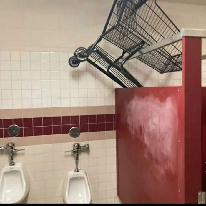 49 Cursed Images That Confuse, Creep, And Amuse In Equal Measure