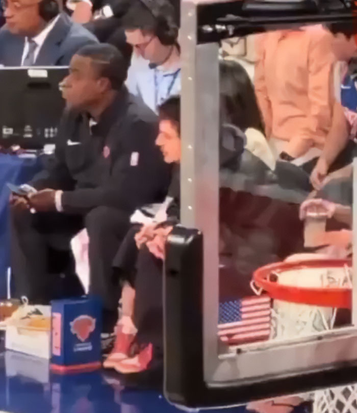 Timothée Chalamet Slammed By Fans Over “Jerk” Move Toward Tina Fey