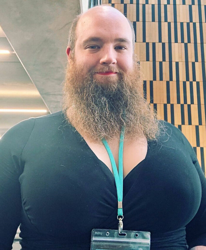 “Insult To Women”: Male Lecturer Wears Fake Breasts And Major Cleavage, University Of Oxford Brutally Slammed