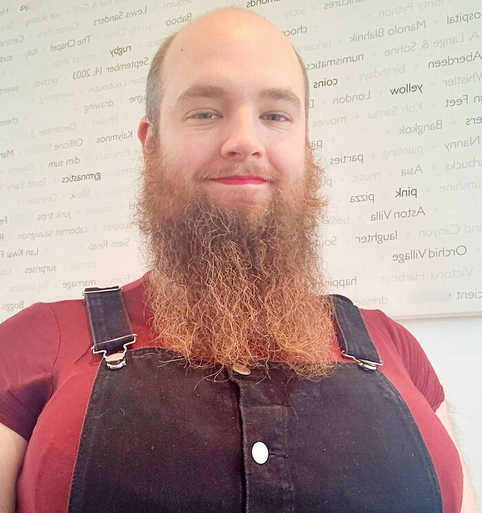 “Insult To Women”: Male Lecturer Wears Fake Breasts And Major Cleavage, University Of Oxford Brutally Slammed