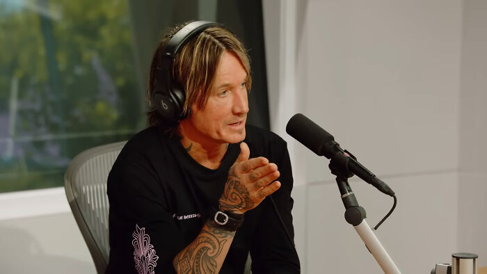 40 Of The Rudest Celebs Folks Had The Displeasure Of Meeting Or Working With