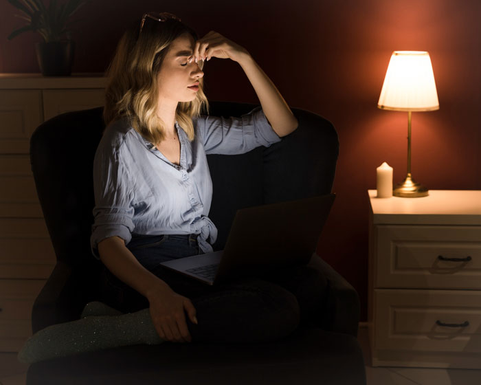 Friend Visits Couple&rsquo;s Home At Night Knowing Woman Is Alone, Hubs Notices Strange Behavior On Camera