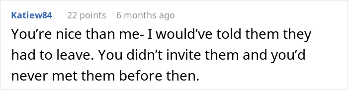 “The Entitlement”: Random Stranger Takes A Seat At Main Wedding Table, Steals Bride’s Mother’s Place