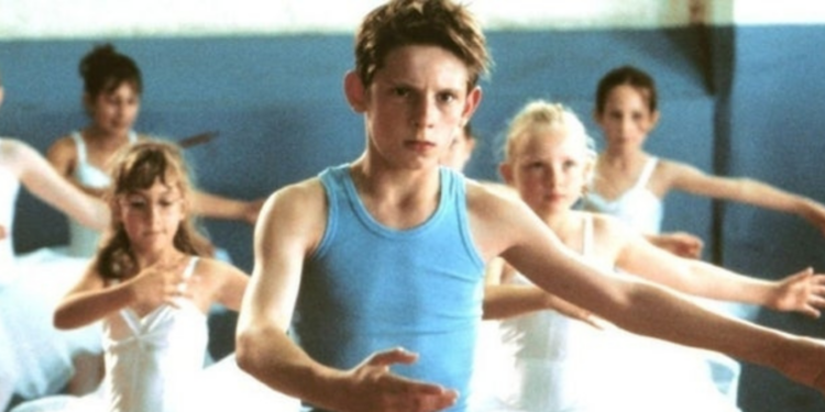 Jamie Bell dancing ballet in Billy Elliot