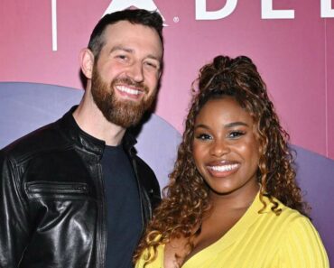 Lauren-Speed-Hamilton-and-Cameron-Hamilton (2) Love is blind couple Lauren and Cameron