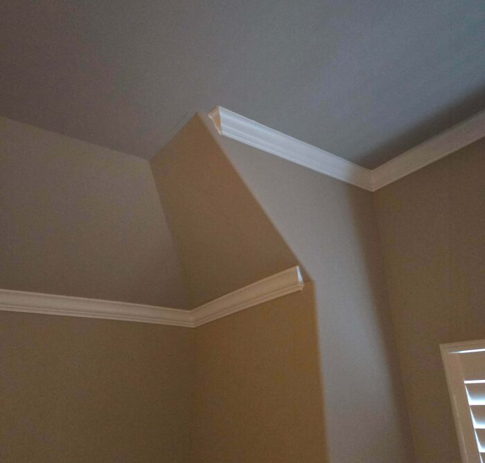 &ldquo;Concrete Overflowed Out Of The Toilet&rdquo;: Home Improvement Fails Ranging From Hilarious To Disastrous