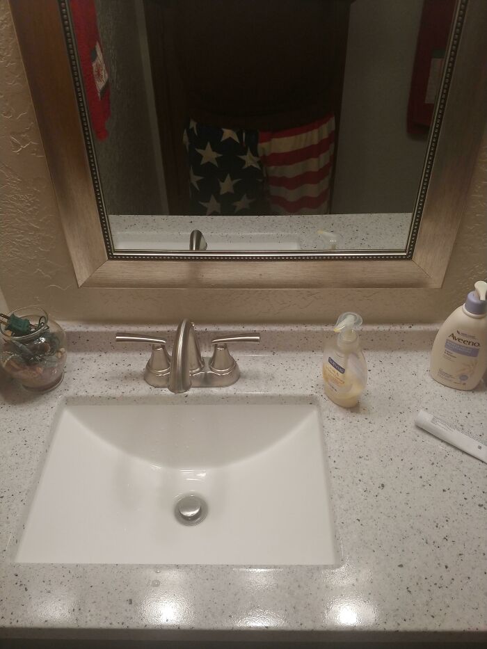&ldquo;Concrete Overflowed Out Of The Toilet&rdquo;: Home Improvement Fails Ranging From Hilarious To Disastrous