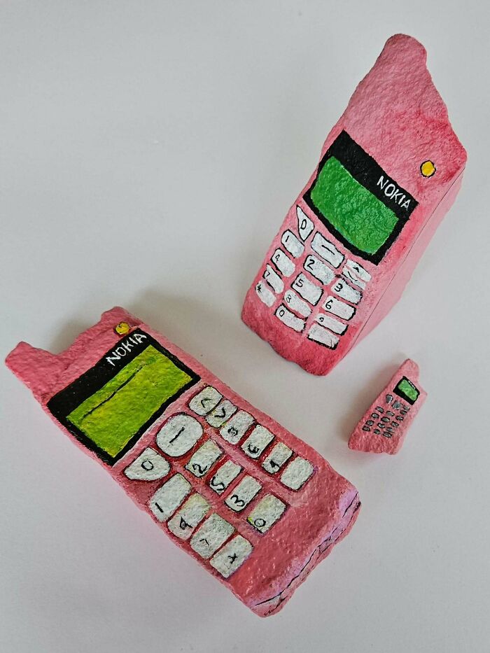 40 Colorful Stone Creations By This Artist That Turn Rocks Into Iconic Foods And Famous Products