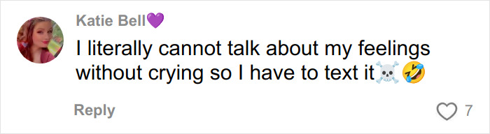 “Textlationships&rdquo;: Are We Replacing Real Intimacy With Constant Messaging?