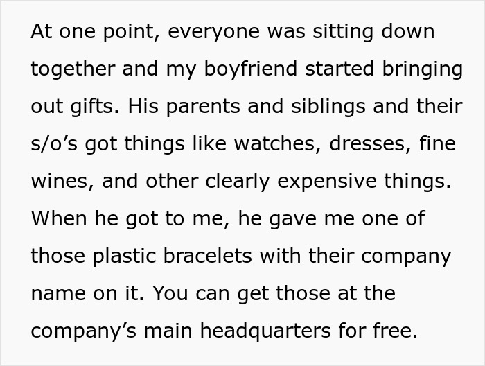 Woman Thinks Wealthy BF Humiliated Her With Cheap Bracelet, Learns Failed Surprise Was Behind It