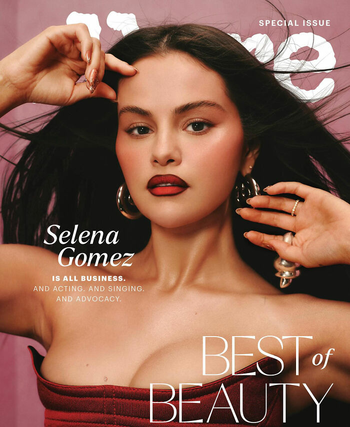 Selena Gomez’s New Photo Reveals Surprising Plastic Surgery, Fans Claim