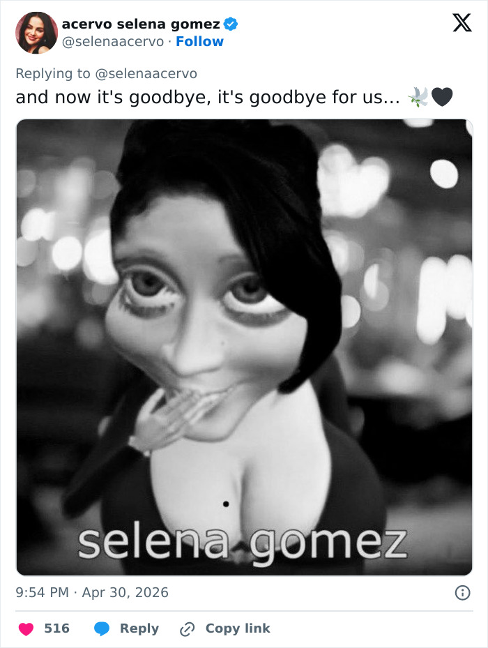Selena Gomez’s New Photo Reveals Surprising Plastic Surgery, Fans Claim