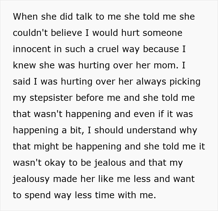 Teen Tired Of Being Second Choice Tells Mom To Skip Her Graduation And Go To Stepdaughter&rsquo;s