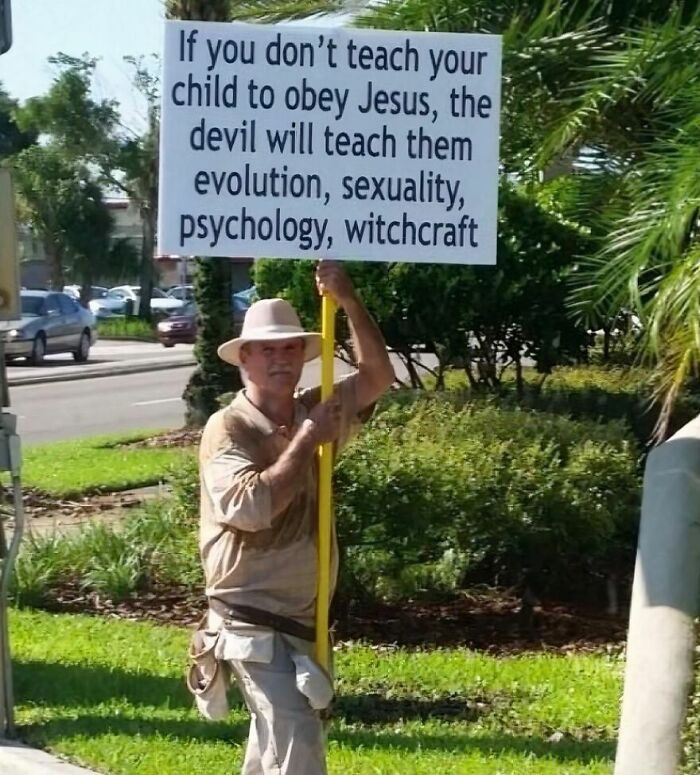“I’m Not Cis, You Are”: 38 Times Ignorance Took A Turn And Became Accidental LGBTQ+ Allyship