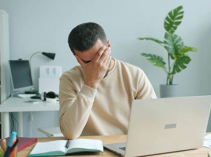 Employee Quietly Walks Away, Charges Panicking Company 3.5x To Fix Their Mistake