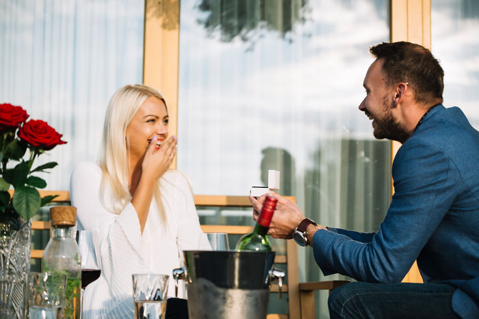 46 Hilarious Engagement Stories That Prove Love Is Equal Parts Romance And Chaos