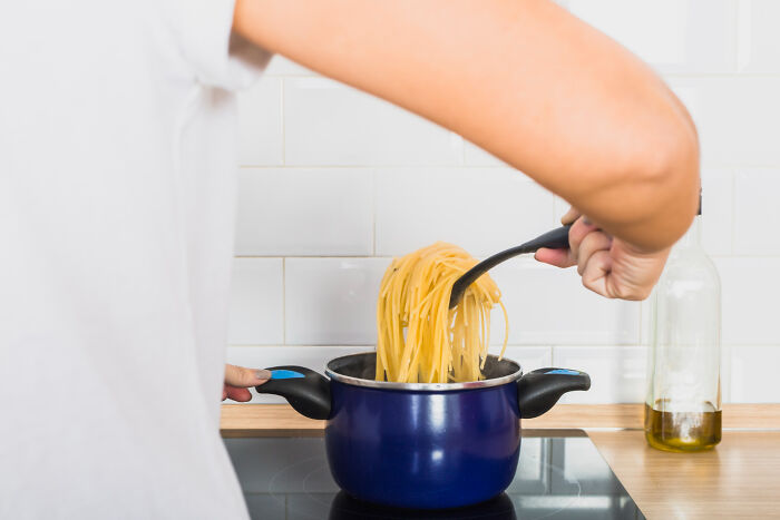 46 Hilarious Engagement Stories That Prove Love Is Equal Parts Romance And Chaos