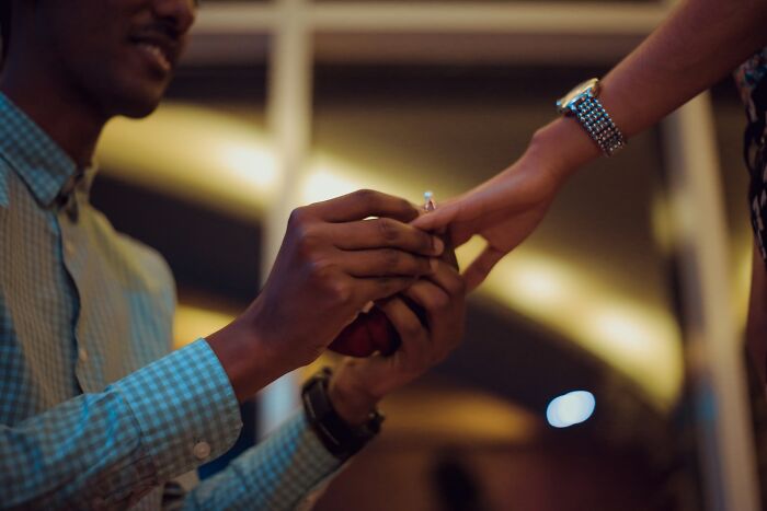 46 Hilarious Engagement Stories That Prove Love Is Equal Parts Romance And Chaos