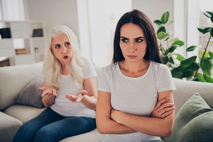 Mom Disgusted With Daughter For Taking Kid To Ex’s Bigoted Fam, Rats Her Out To Ex ASAP