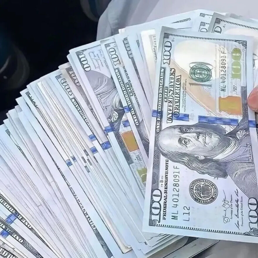 Financial Abuse In Marriage: Signs, Impact, And How To Regain Independence
