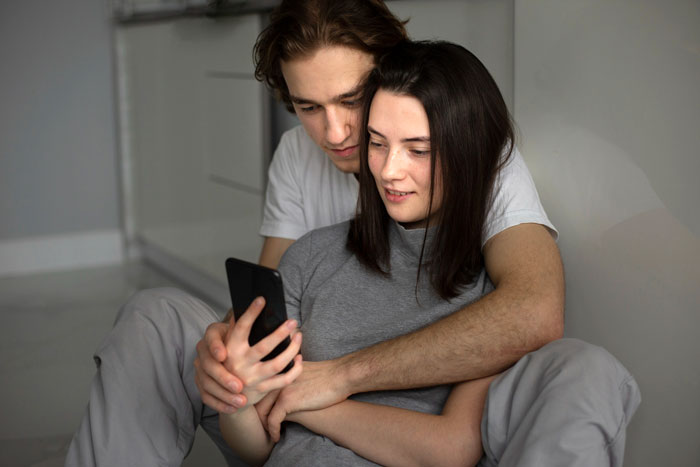 Woman Horrified As “Friend” Dates Her Ex, Loses It As She Gets Harassed For Blocking The “Friend”