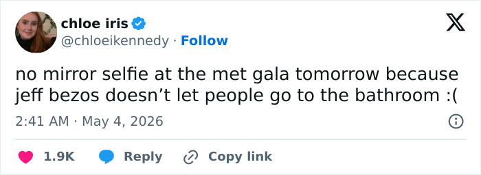 Hilarious Sign Mocking Jeff Bezos Outside Met Gala Hailed As “Iconic”