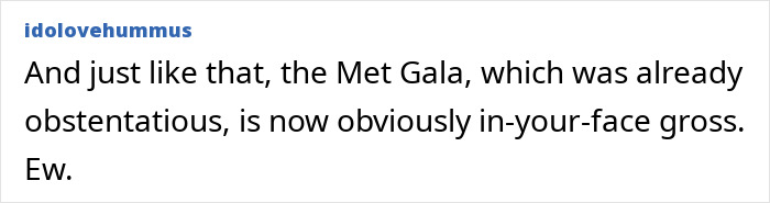 Hilarious Sign Mocking Jeff Bezos Outside Met Gala Hailed As “Iconic”