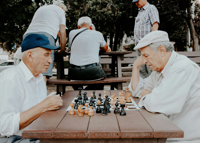Scientists Reveal The Age You Hit ‘Peak Happiness’