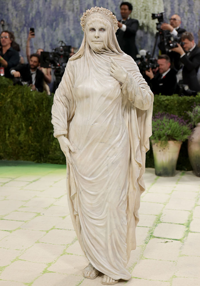 From Weird To Pure Disaster, Here Are The Worst Dressed Stars At Met Gala 2026