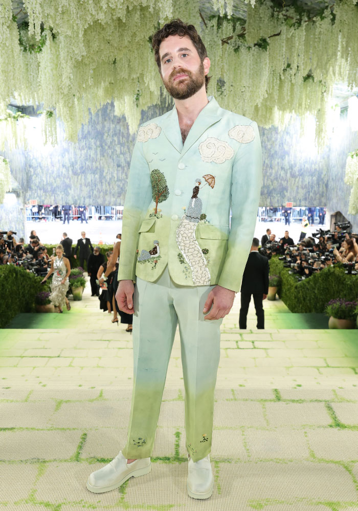 From Weird To Pure Disaster, Here Are The Worst Dressed Stars At Met Gala 2026
