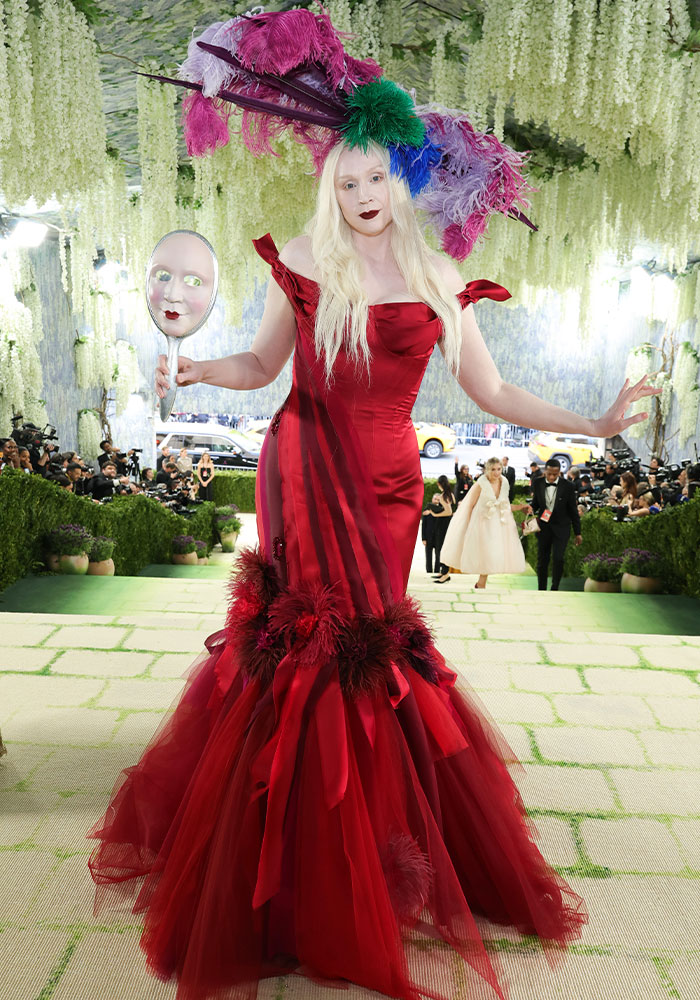 From Weird To Pure Disaster, Here Are The Worst Dressed Stars At Met Gala 2026