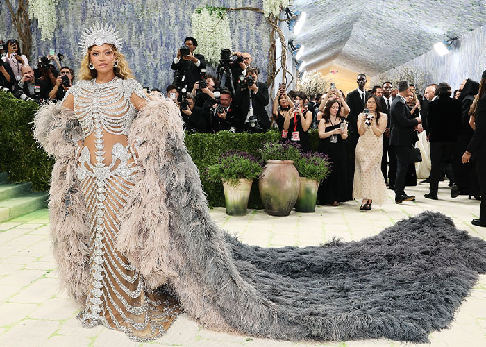 From Weird To Pure Disaster, Here Are The Worst Dressed Stars At Met Gala 2026