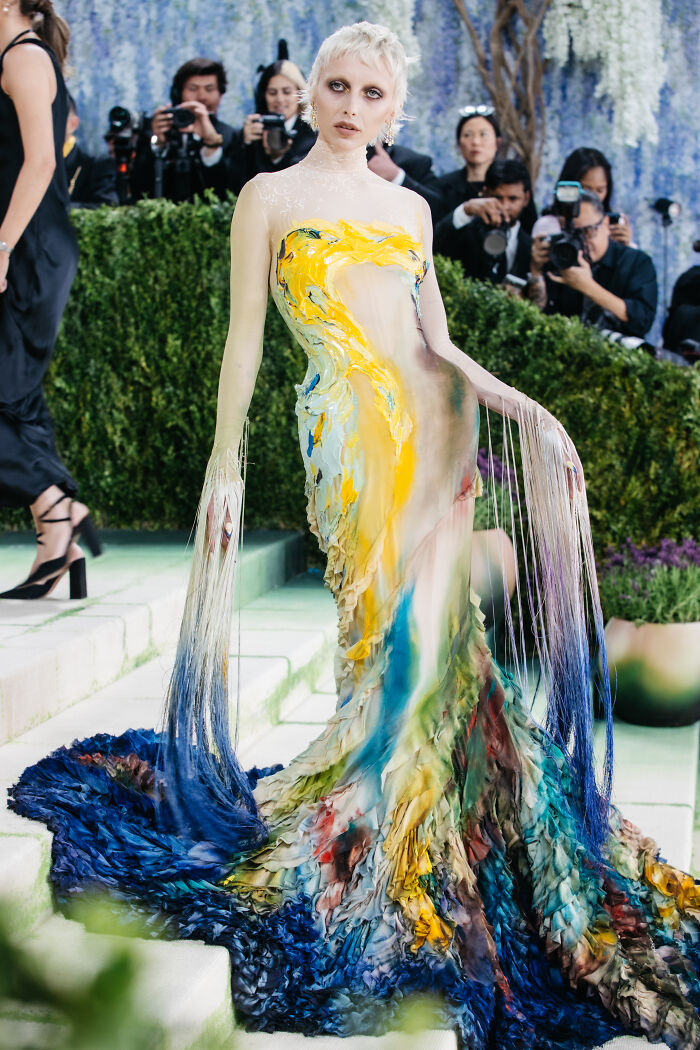 36 Most Jaw-Dropping Outfits From The 2026 MET Gala, Including Nicole Kidman