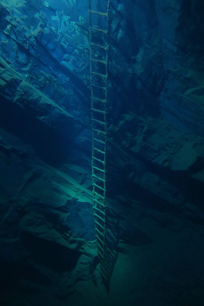 63 Uncomfortable Water Pics That Make You Feel Small In The Worst Way (New Pics)