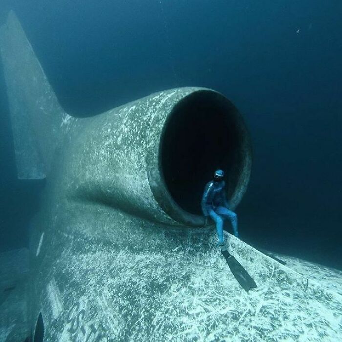 63 Uncomfortable Water Pics That Make You Feel Small In The Worst Way (New Pics)