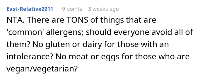 Potluck Dinner Gets Awkward After Dude Gets Mad Nobody Knew About His Food Allergy
