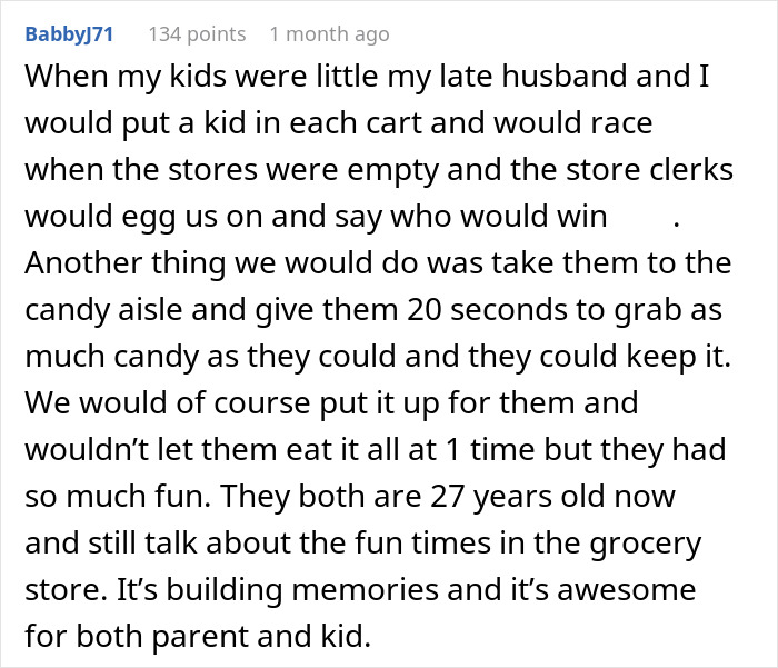 Karen Shames Father And Daughter For Having Fun At The Grocery Store, The Dad Makes Sure To Ruin Her Day