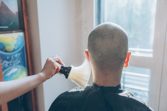 Family Stunned After Woman Refuses To Shave Her Thick, Long Hair In Solidarity For Teen’s Cancer