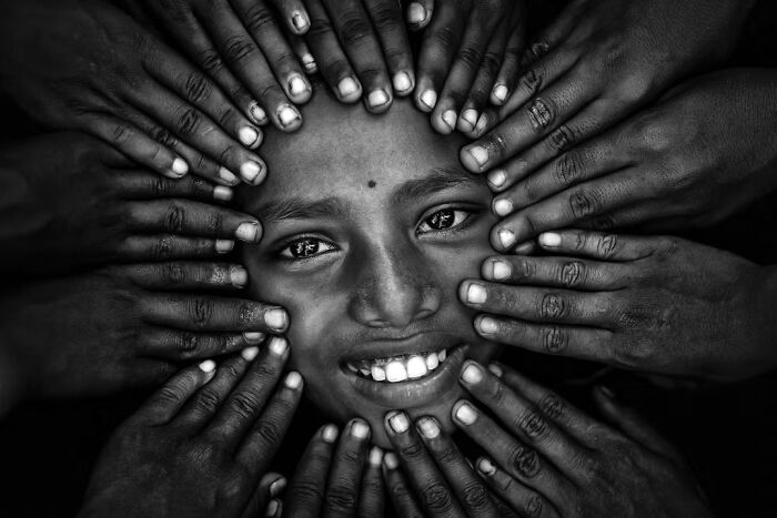 The Artist Gallery Shared 23 Striking Images From Their 2026 Black And White Photography Awards