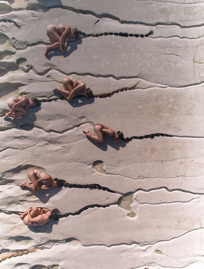 30 Breathtaking Images By This Artist That Show How The Human Body Dissolves Into Nature